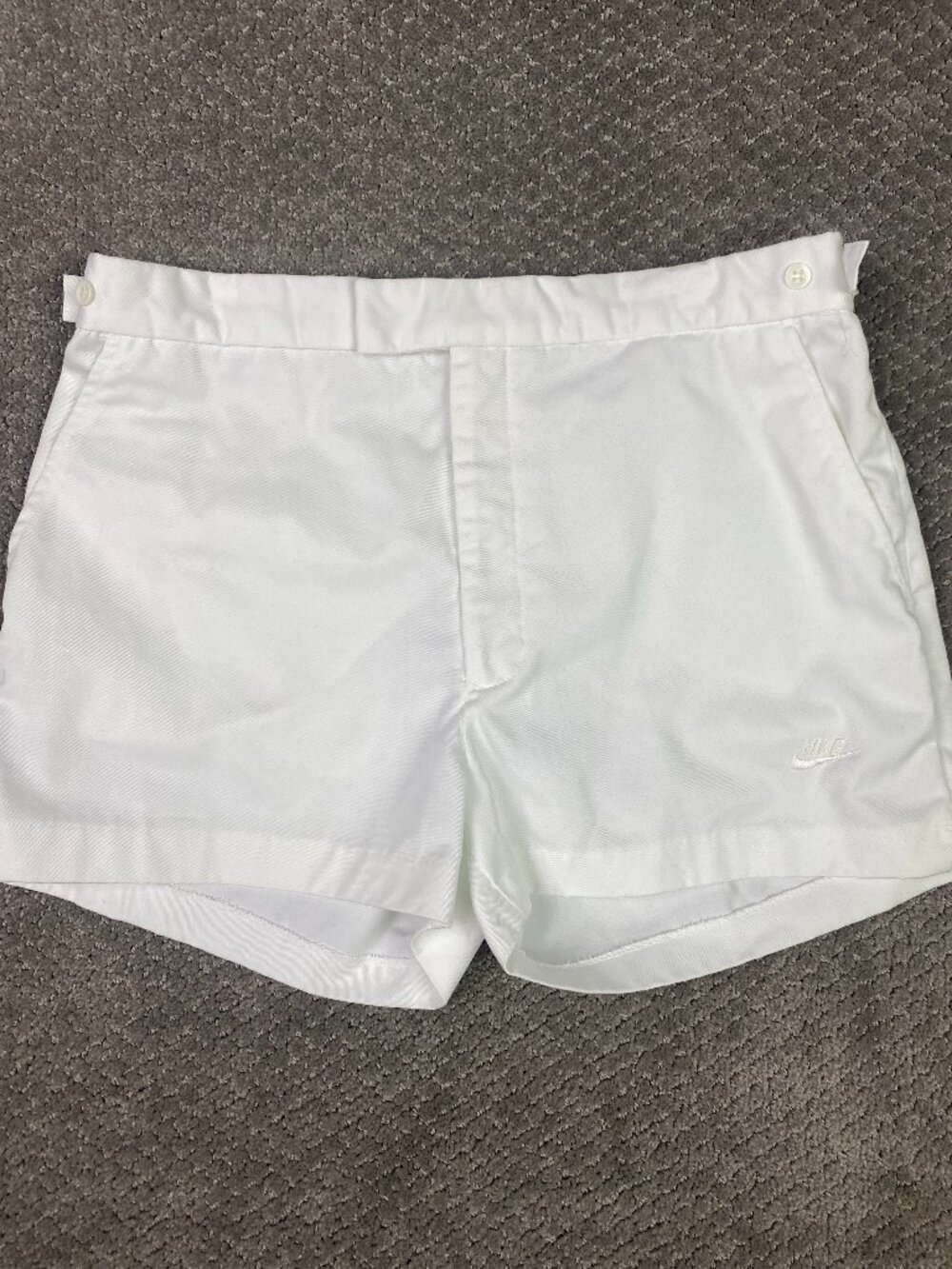 Vintage 80s Nike Tennis Shorts Mens 34 Fits 32 White Cotton 2.5" inseam Blue Tag